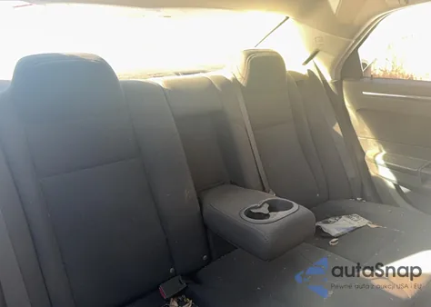 2010 Chrysler 300 Touring из США, поврежденный, VIN 2C3CA4CD5AH164913